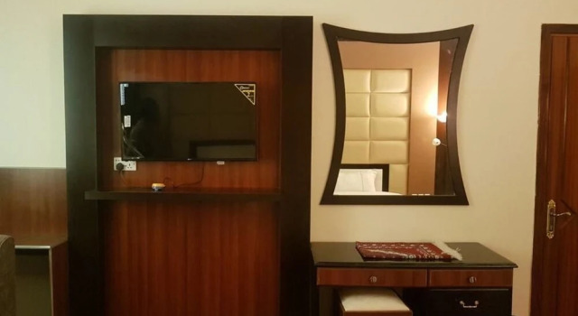 Qsr Al Balagha Hotel, Забронировать Отель Отели Дуба с завтраком, Завтраки
