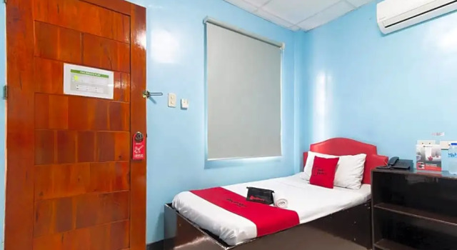 Номер Standard RedDoorz @ Picas Sagkahan Tacloban