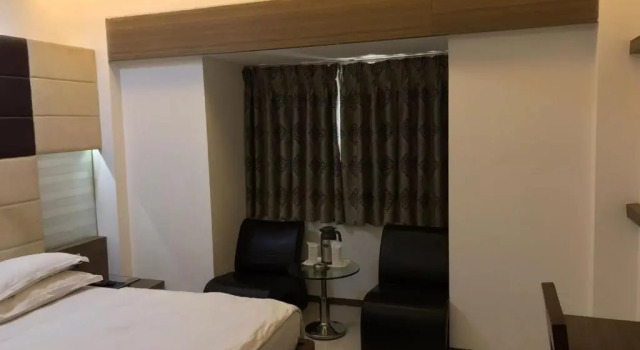 Двухместный номер Standard Pearl Hotel & Banquets