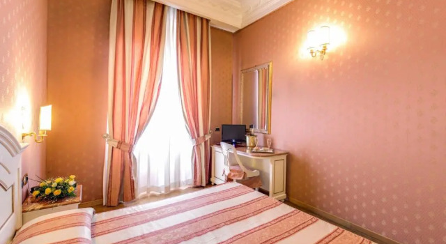 Двухместный номер Standard Hotel La Lumiere Di Piazza Di Spagna
