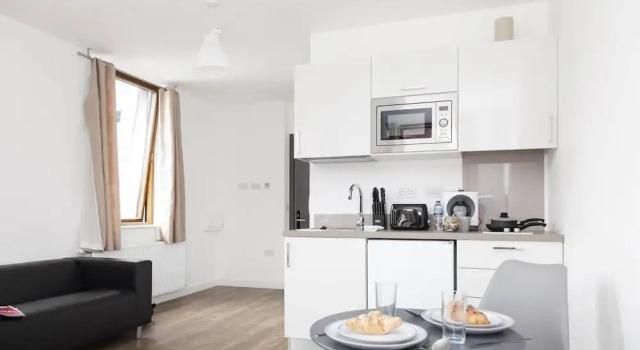 Spacious And Elegant City Centre Studio!, Забронировать Отель Отели Ливерпуля 3 звезды, 3*