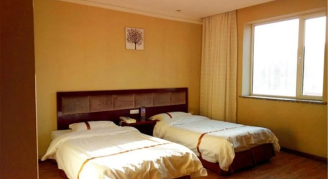 Baotou Nanshan Inn, Rezerwuj Hotel Hotele w Hondlon z parkingiem, Parking