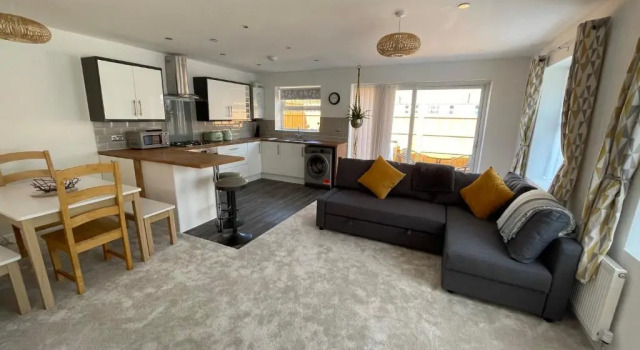 Апартаменты Quiet and central modern new build bungalow