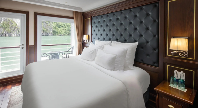 Номер Executive Paradise Elegance Cruise Halong