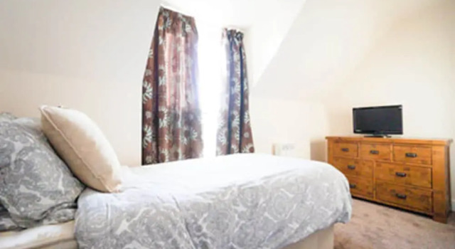 Thatcham Serviced Apartments, Varaa Huoneisto Asunnot kohteessa Merseyside, Huoneisto
