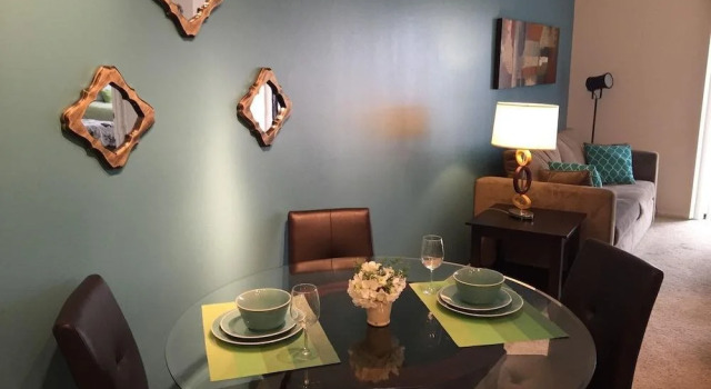 Sunshine Suites at 616 St. Paul, Забронировать Отель Отели Лос-Анджелеса 3 звезды, рядом с Першинг Сквер, 3*