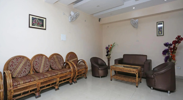 OYO 7145 Hotel Star Lotus, Rezerwuj Hotel Hotele w Ranchi z parkingiem, Parking