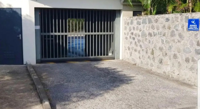 Apartment with 2 Bedrooms in la Possession, with Wonderful Sea View And Furnished Balcony - 22 Km From the Beach, Prenota Appartamento La Possession Saint-Denis