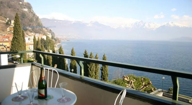Lago & Cielo, Boek Hotel Musso Comomeer