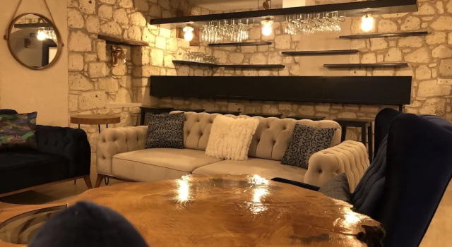 Begonvil Butik Otel by Aliki Alacati