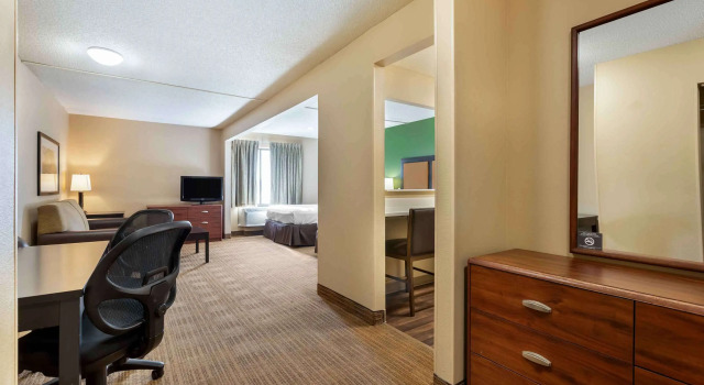 Четырёхместная студия Deluxe Extended Stay America Suites - Austin - Metro