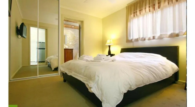 Двухместный люкс с видом на сад Southview Guest House
