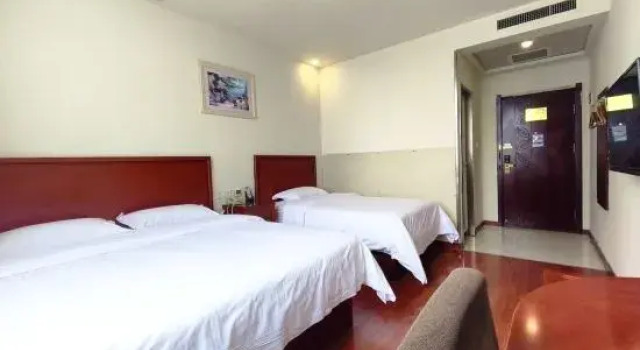 Семейный номер Standard GreenTree Inn ShanDong LiaoCheng YangGu HuangShan Road ShiZiLou Express Hotel