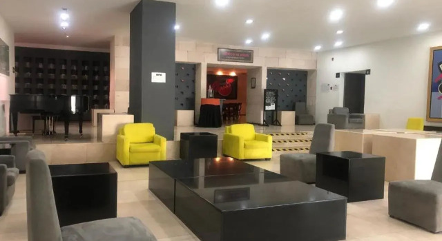 We Hotel Aeropuerto