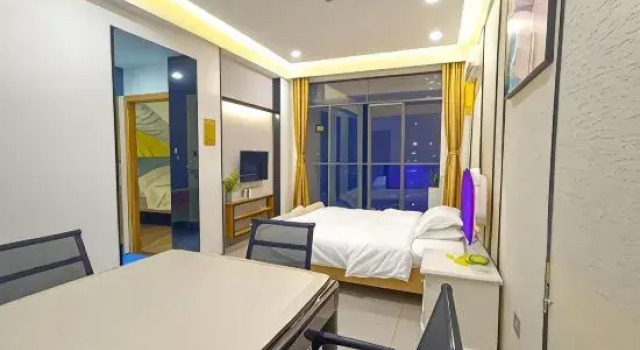 Люкс Premier Best International Hotel apartment (Daya Bay BYD CENTURY CITY)