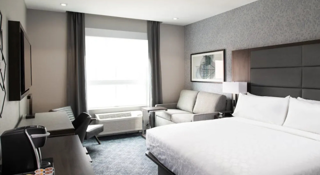 Люкс c 1 комнатой Holiday Inn Express - Boston South - Quincy by IHG