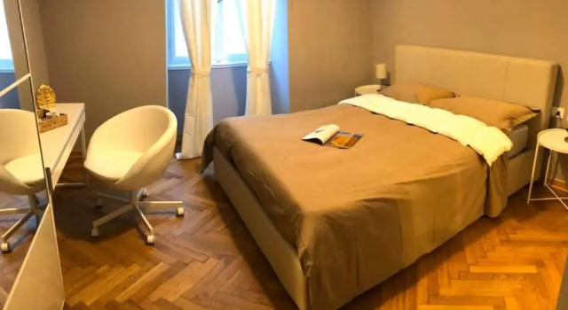 Residence Montanelli, Забронировать Гостевой дом Триест Венеция-Джулия, рядом с Музей  Револтелла