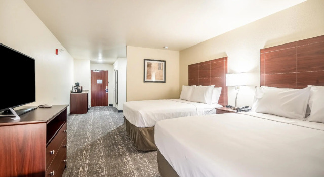 Четырёхместный номер Standard Comfort Inn & Suites Morgan - South Ogden