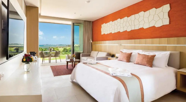 Suite семейный Deluxe с видом на океан Hyatt Vivid Cancun