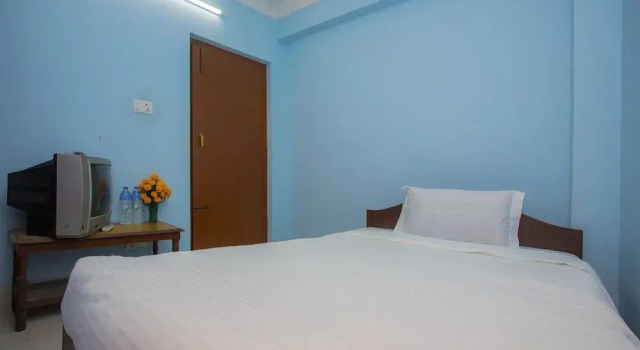 Naukrinepal Hotel by OYO Rooms, Забронировать Отель Катманду провинция Багмати-Прадеш
