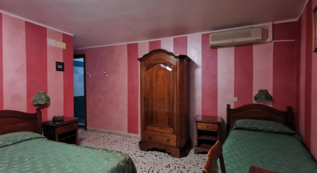 Трёхместный номер Standard Hotel Cortese