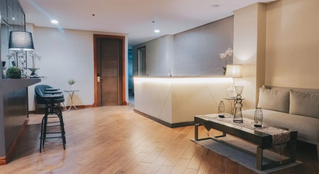 Luxo Suites