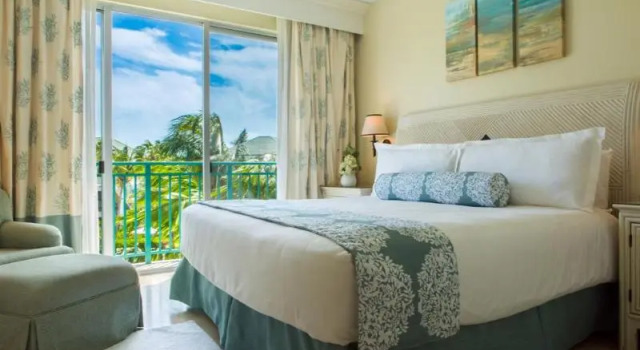 Номер Standard c 1 комнатой oceanfront The Sands at Grace Bay