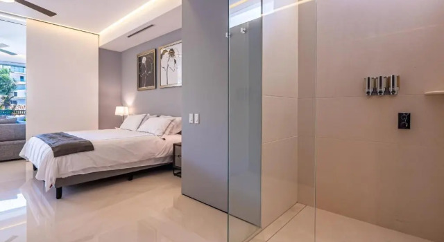 Апартаменты Pier57unit411 Luxurious Ultra Chic Pier 57 Condo Romantic Zo