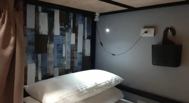 Кровать в общем номере Tainan Quiet Hostel(台南清凈背包客棧)