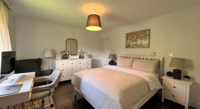 LF Guesthouse, Book Hotel Nanaimo 