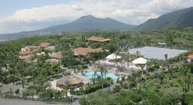 Villa Delle Camelie