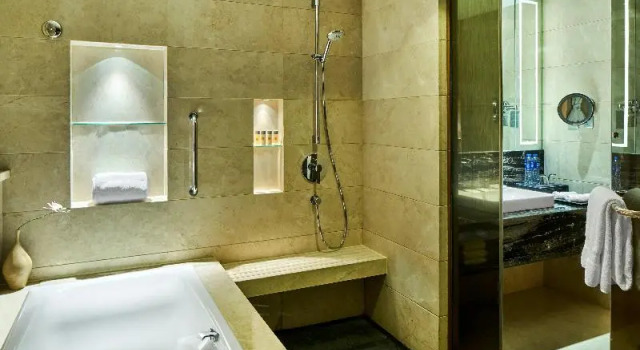 Двухместный номер Standard Crowne Plaza Xian by IHG