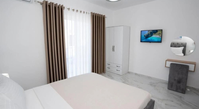 Четырёхместный номер Standard с балконом и с видом на море Imperio Hotel