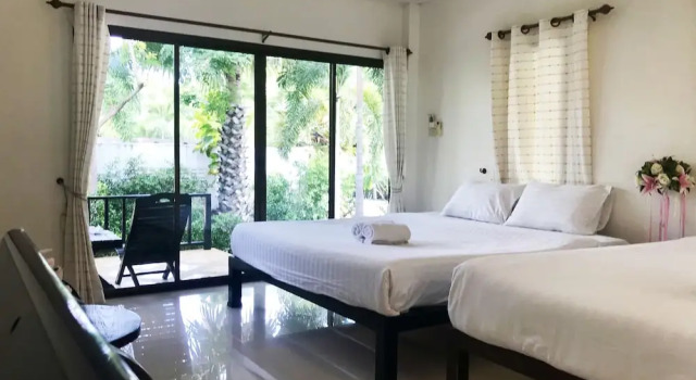 Семейный номер Standard с балконом Pranburi Cabana Resort