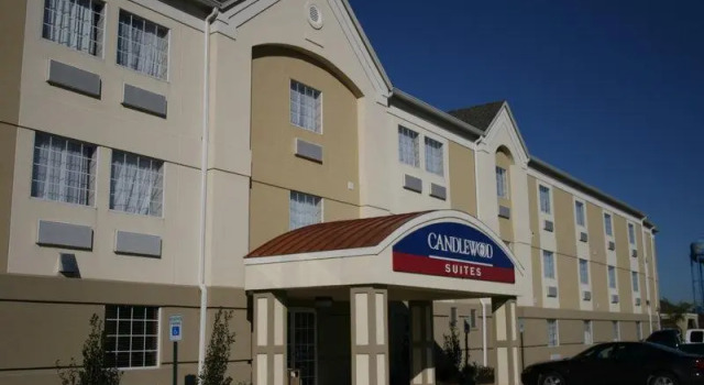 Двухместный номер Standard c 1 комнатой Candlewood Suites Lake Charles-Sulphur by IHG