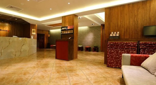Harnyuan Hotel, Забронировать Отель Отели Хуалянь 3 звезды, рядом с Железнодорожная станция Ji'an, 3*