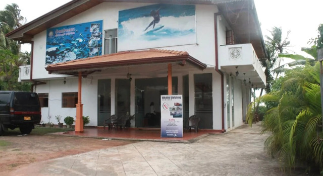 Sunbeam coral villa, Book Villa Sommerhuse i Thalaramba, Hytte