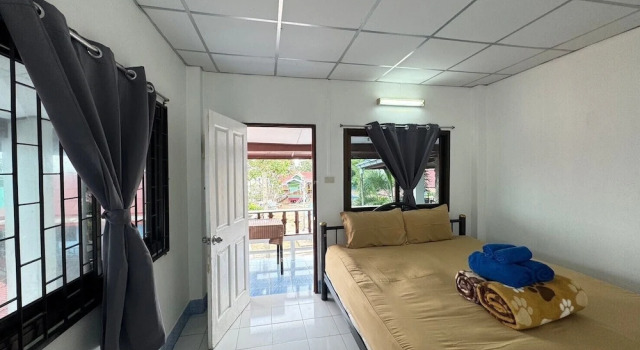 Номер Standard Rimtalay Resort Koh Si Chang