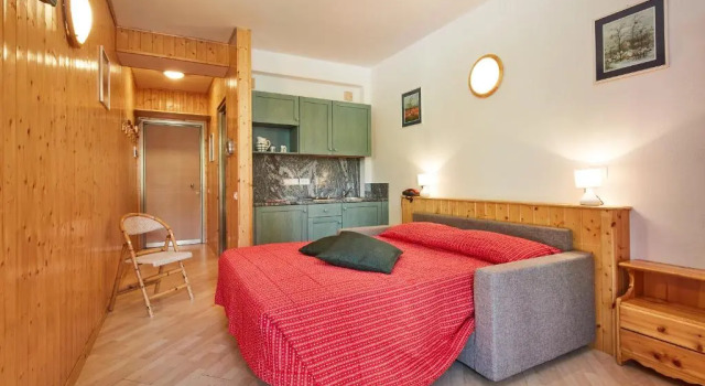 Appartamenti Carlotta, Prenota Hotel Hotel a Veneto con parcheggio, Parcheggio
