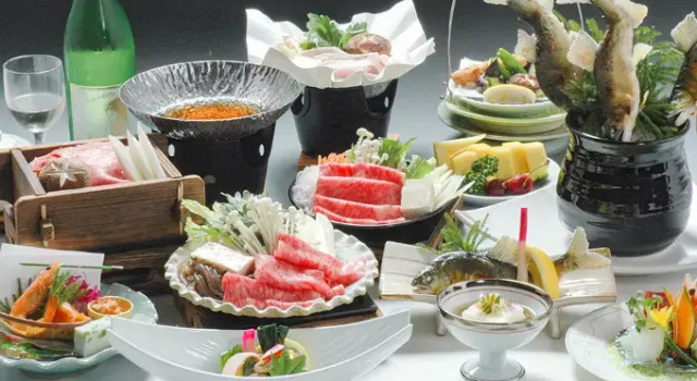 Gujo Kogen Hotel, Buchen Sie Hotel Gujō 