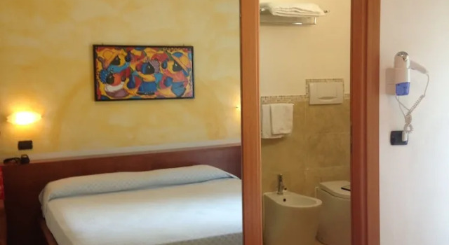 Трёхместный номер Standard с балконом Hotel Villa Fiorita