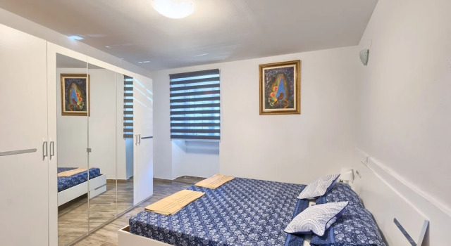 Hostel Pula, Забронировать Хостел Хостелы Пула, рядом с Pula Twin Gates, Хостел