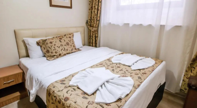 Апартаменты Цокольный этаж Camelot Apartment