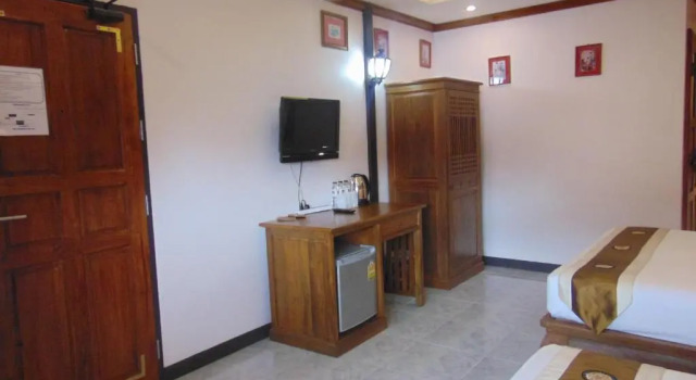 Двухместный семейный номер Standard с балконом Pha Thai House