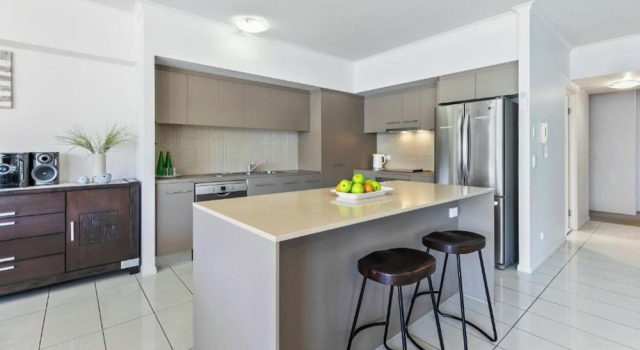 Апартаменты с 3 комнатами с балконом On the Bay Apartments