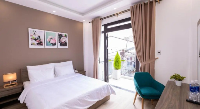 Двухместный номер Standard с балконом Dalat Serene Villa