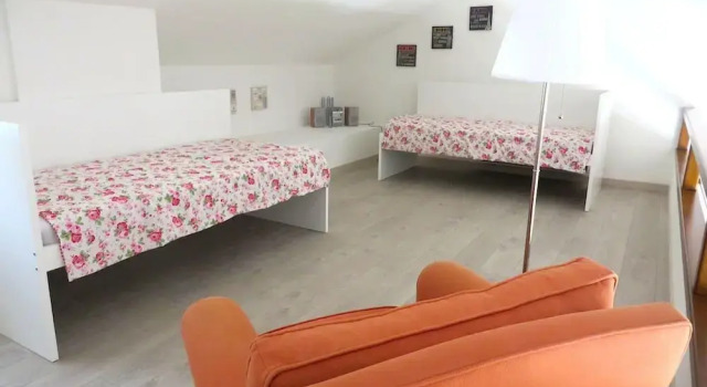Selva 1 Lake View Apartment in Ghiffa With Pool