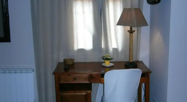 Hotel El Castrejon, Забронировать Отель Себрерос Sierra de Guadarrama