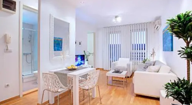 Belville Luxury Apartment, Buchen Sie Ferienwohnung Novi Beograd 