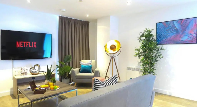 Апартаменты Tudors eSuites Corporate Apartments Birmingham